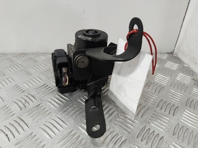8V512M110AD Módulo hidráulico de ABS  comprar en Reus