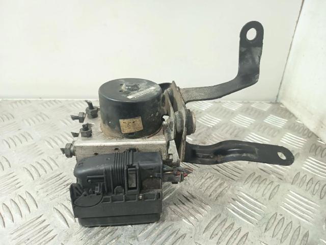 8V512M110AD Módulo hidráulico de ABS  disponible Utrera