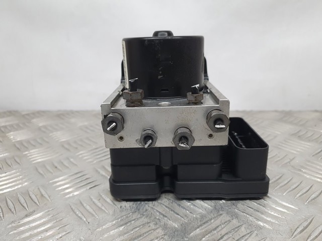 8V512M110AD Ford