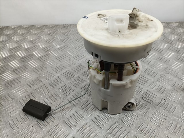 8V519H307CA Ford