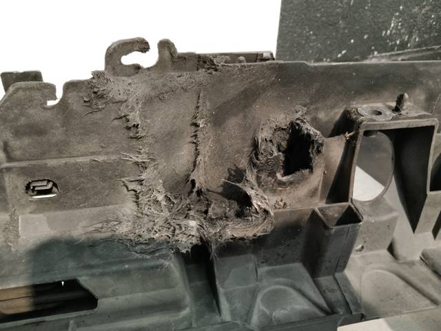 Soporte de radiador para Ford Fiesta CB1