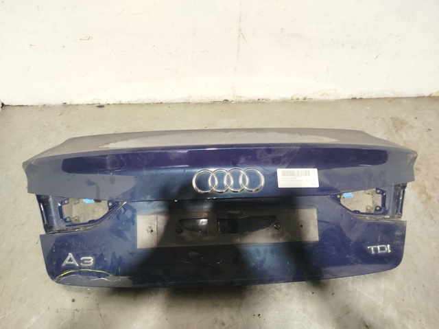Precio del repuesto Tapa maletero A3  sedán