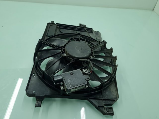 8V618C607ED Ventilador de radiador  en stock Granada