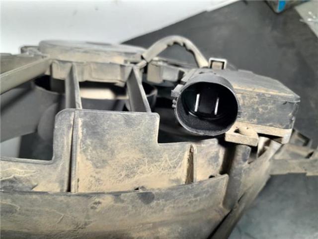 8V618C607EE FORD Difusor del radiador de refrigeración con motor y hélice  disponible Ourense