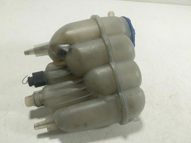 8W0121405E VAG Vaso de expansión  en stock Córdoba