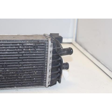 VAG 8W0145804A Radiador adicional de refrigeración del motor  disponible Valladolid