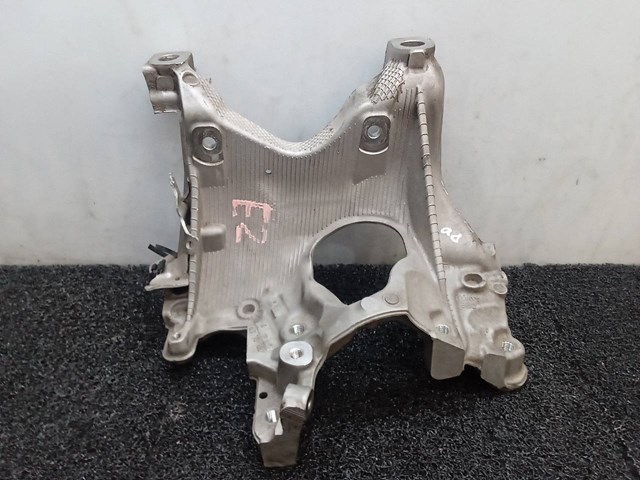 Soporte De Viga Delantero 8W0399296E VAG/Audi