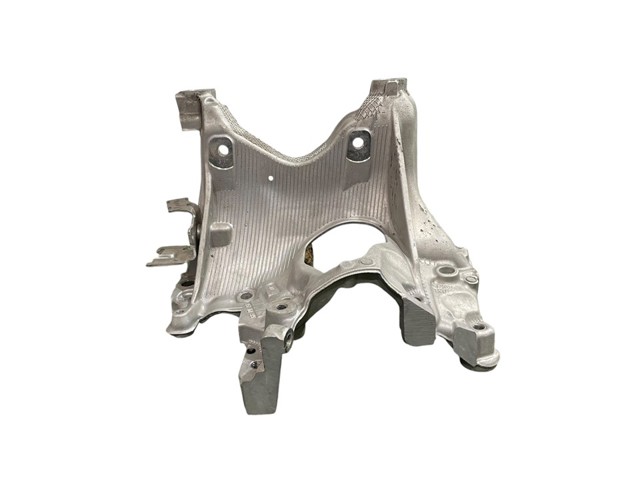 Soporte De Viga Delantero 8W0399296E VAG/Audi