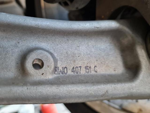 8W0407151C Brazo inferior izquierdo de la suspensión delantera comprar Girona