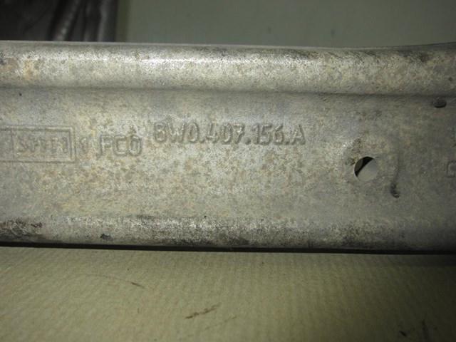VAG 8W0407156A Brazo inferior derecho de la suspensión delantera comprar Pamplona