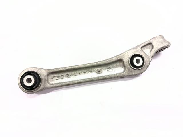 8W0407156A Brazo inferior derecho de la suspensión delantera comprar Almería