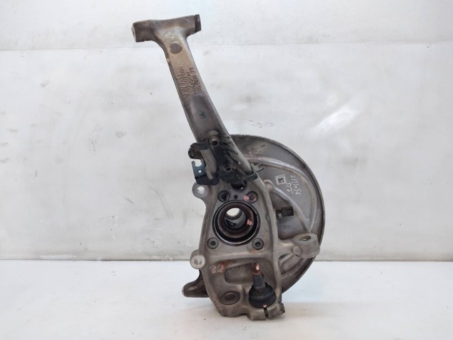 8W0407241F VAG Mangueta delantera izquierda  comprar en Lleida