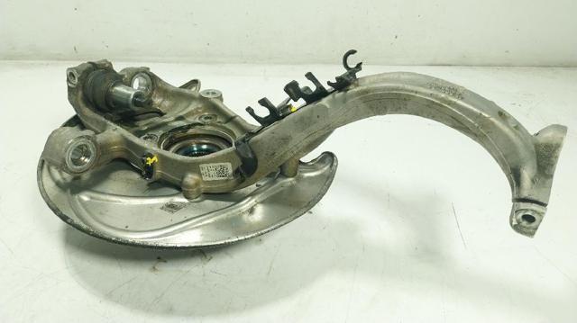 8W0407253F Mangueta delantera izquierda comprar Girona