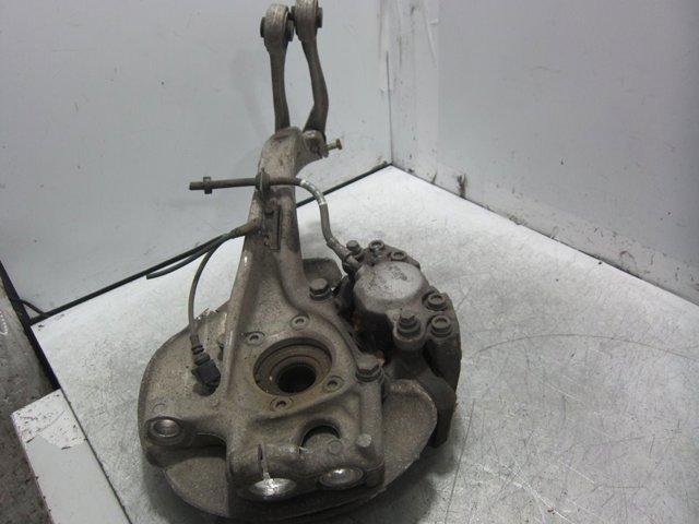 VAG 8W0407254F Mangueta delantera derecha  en stock Salamanca