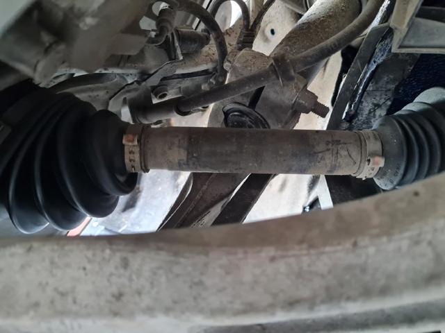 8W0407271E Semieje delantero  disponible Utrera