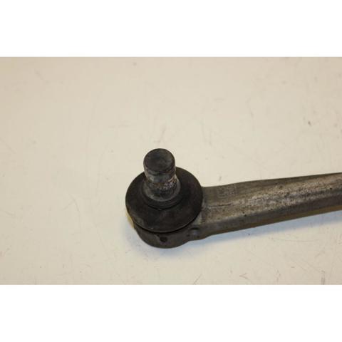 8W0407506C Brazo superior derecho de la suspensión delantera  en stock Sabadell