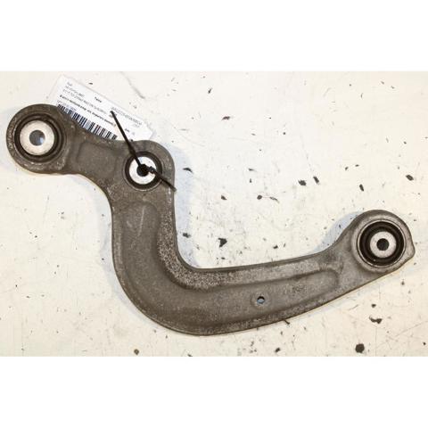 8W0407506C Brazo superior derecho de la suspensión delantera  disponible Málaga