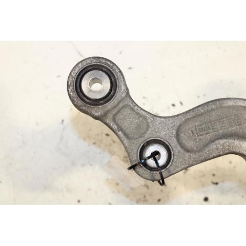 8W0407506C Brazo superior derecho de la suspensión delantera  disponible Utrera