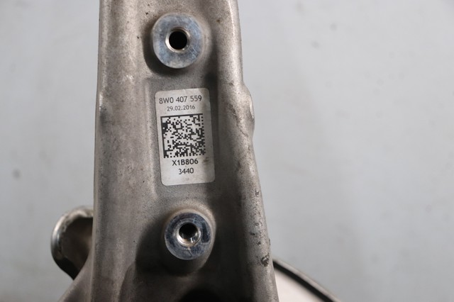 8W0407559 Mangueta delantera izquierda  comprar en Pontevedra