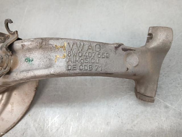 8W0407559 Mangueta delantera izquierda comprar Almería