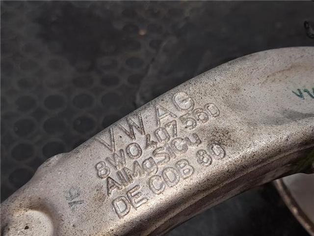8W0407560 Mangueta delantera derecha  en stock Castellón