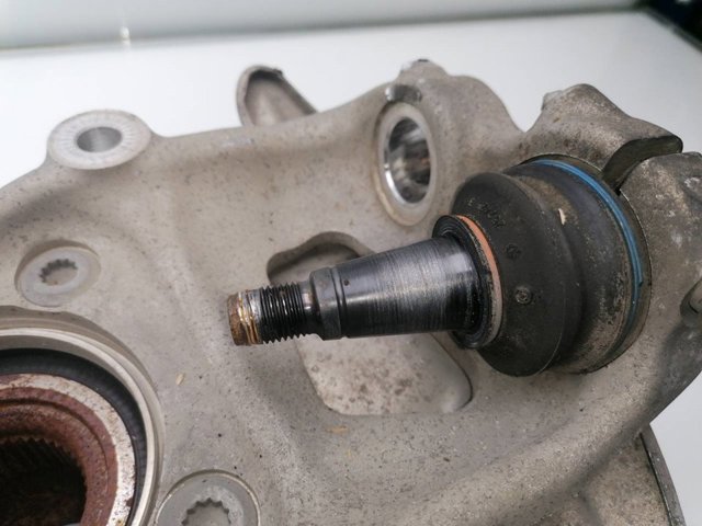 8W0407560 VAG Mangueta delantera derecha  comprar en Oviedo