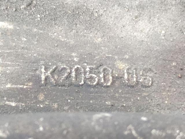 8W0407693B Brazo inferior izquierdo de la suspensión delantera  disponible Málaga