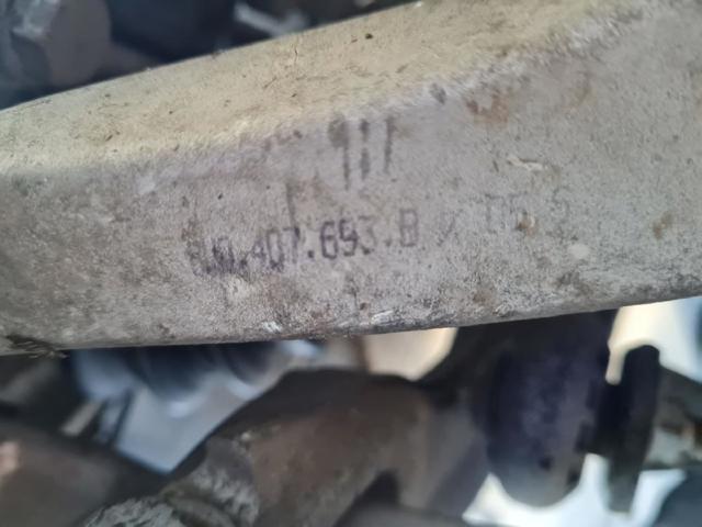 8W0407693B Brazo inferior izquierdo de la suspensión delantera  comprar en Pontevedra