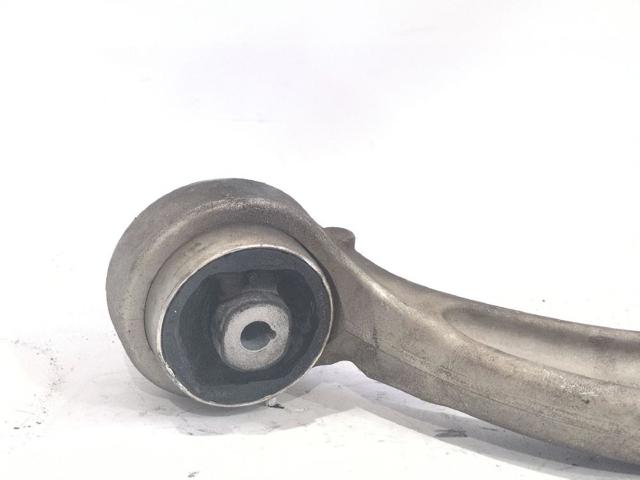 8W0407694A Brazo inferior derecho de la suspensión delantera comprar Almería