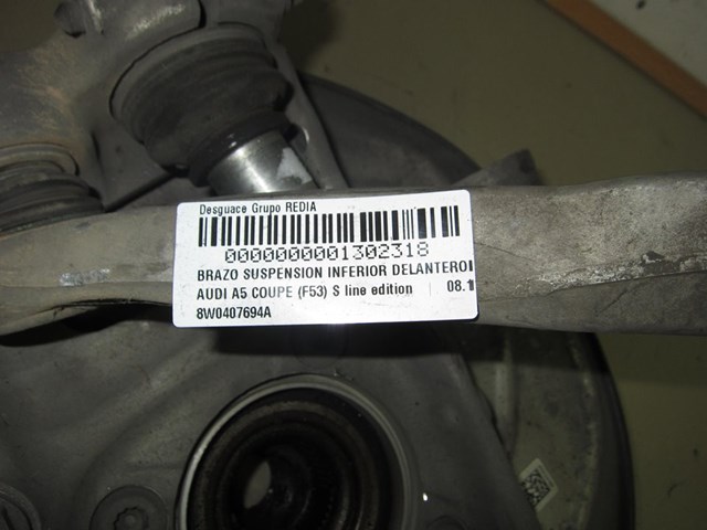 8W0407694A Brazo inferior derecho de la suspensión delantera  disponible Utrera