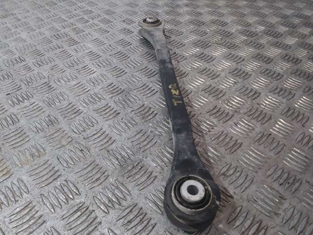 VAG 8W0501531D Barra transversal de la suspensión trasera  disponible Lugo