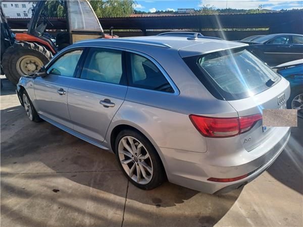 VAG 8W0505324F Brazo superior derecho de la suspensión trasera  en stock Valencia