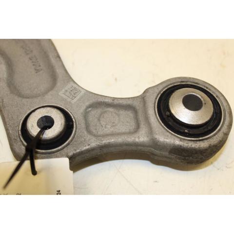 8W0505361E Brazo inferior izquierdo de la suspensión trasera  comprar en Reus