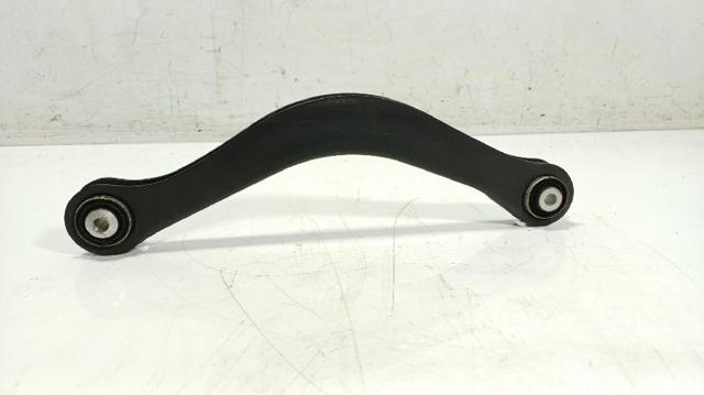 8W0505397E Brazo superior izquierdo de la suspensión trasera  en stock Sabadell