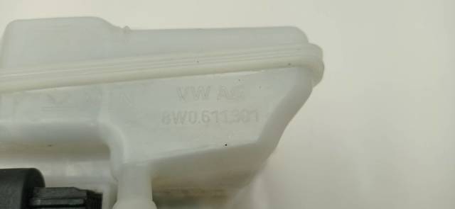 8W0611301 VAG