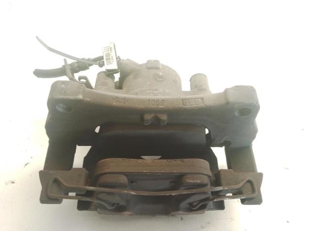 VAG 8W0615124 Pinza de freno delantera derecha  en stock Salamanca