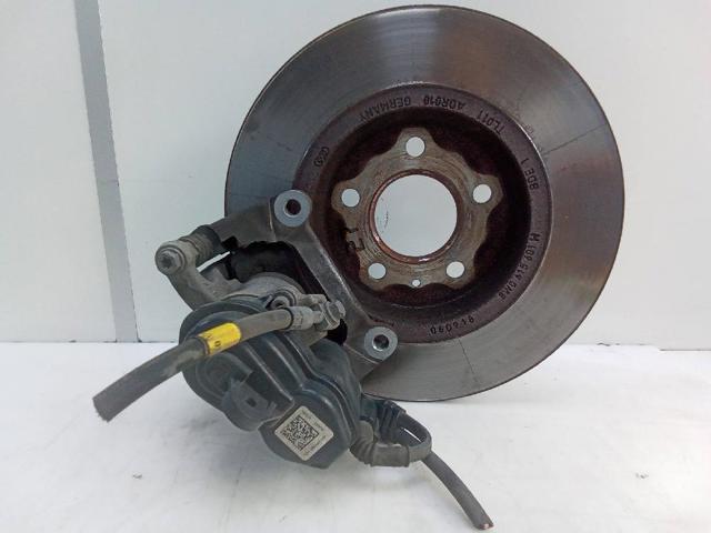 8W0615601H VAG/Audi