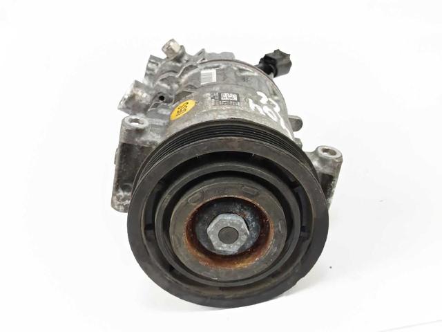VAG 8W0816803J Compresor de aire acondicionado  en stock Terrassa