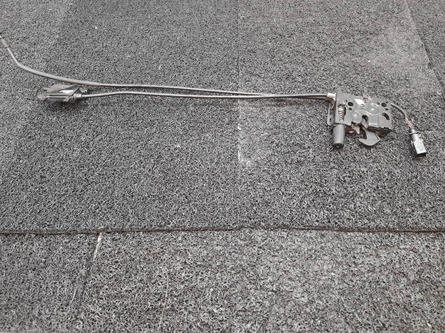 Cerradura del capó de motor 8W0823509C VAG