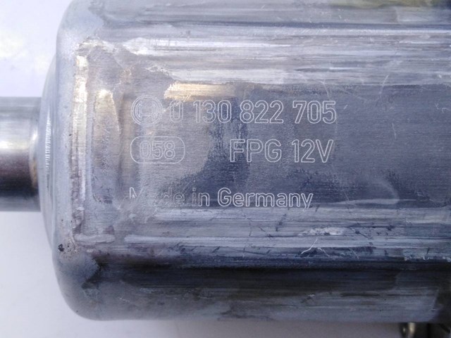 8W0837461 Mecanismo de elevalunas de la puerta delantera izquierda  disponible Utrera