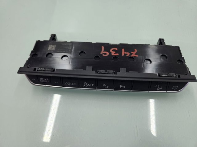 8W0925301 VAG Consola central del panel de control  en stock Córdoba