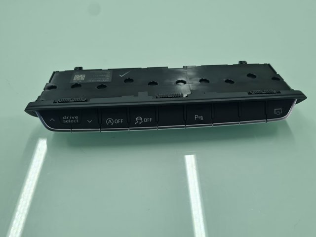 8W0925301 VAG Consola central del panel de control  disponible Vigo