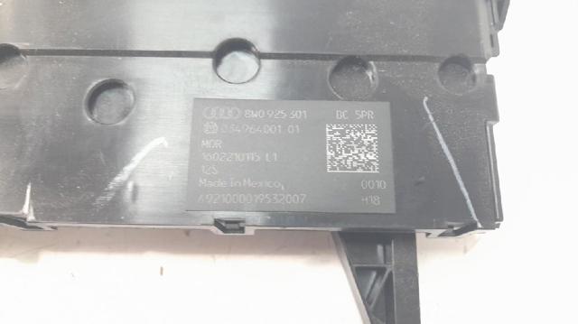 8W0925301 VAG Consola central del panel de control  en stock Gandía