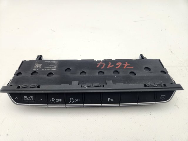 8W0925301 Consola central del panel de control  disponible Utrera