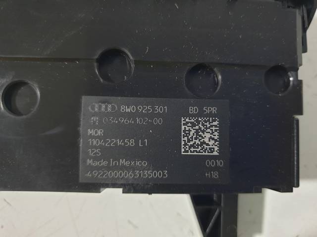 8W0925301 VAG Consola central del panel de control comprar Madrid