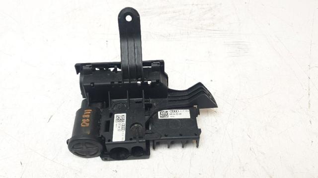 8W0941823 VAG