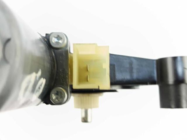 8W0959801 Motor del elevalunas de la puerta delantera izquierda  comprar en Reus