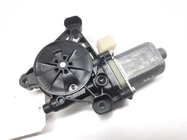 VAG 8W0959801 Motor del elevalunas de la puerta delantera izquierda  comprar en Murcia