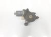 Motor eléctrico, elevalunas, puerta delantera derecha 8W0959802 VAG