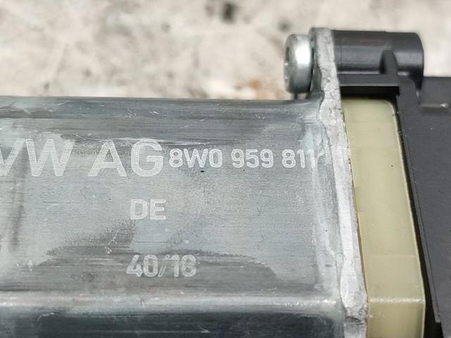 8W0959811 VAG Motor del elevalunas de la puerta trasera izquierda  disponible Vigo